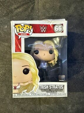 WWE Trish Stratus Blonde Pop! Vinyl Figure – Black & Blonde